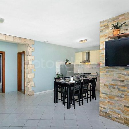 Holiday Home Darius With Hot Tub Makarska Ngoại thất bức ảnh