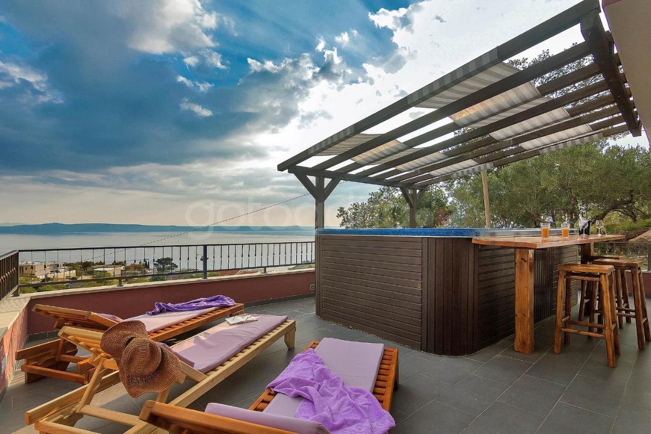 Holiday Home Darius With Hot Tub Makarska Ngoại thất bức ảnh
