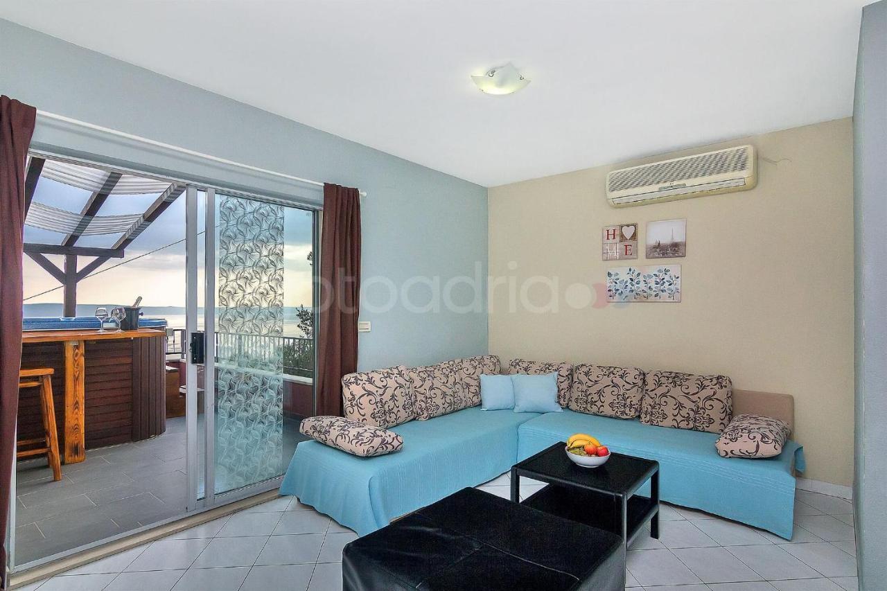 Holiday Home Darius With Hot Tub Makarska Ngoại thất bức ảnh