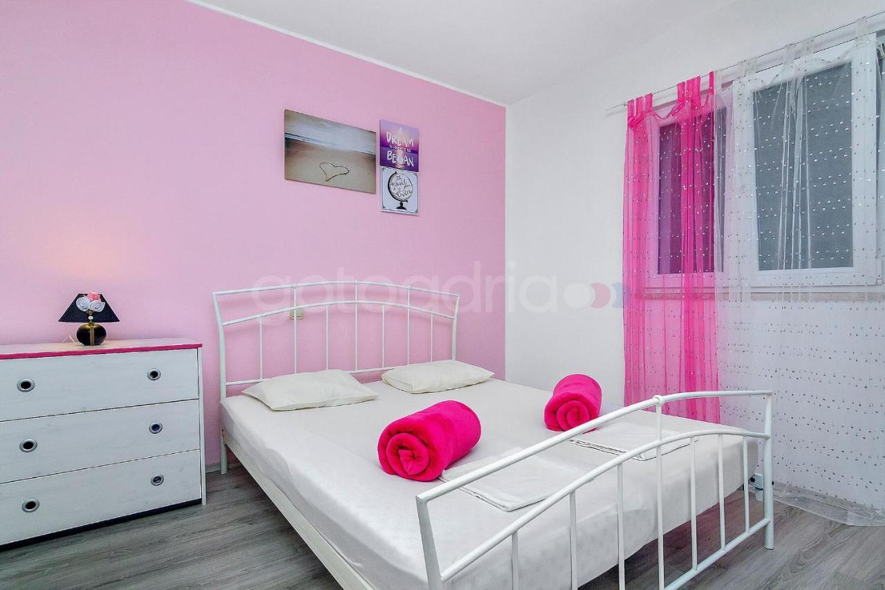 Holiday Home Darius With Hot Tub Makarska Ngoại thất bức ảnh